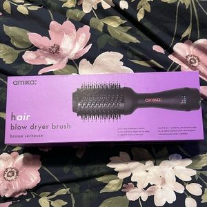 COPY - Amika Blow Dryer Brush